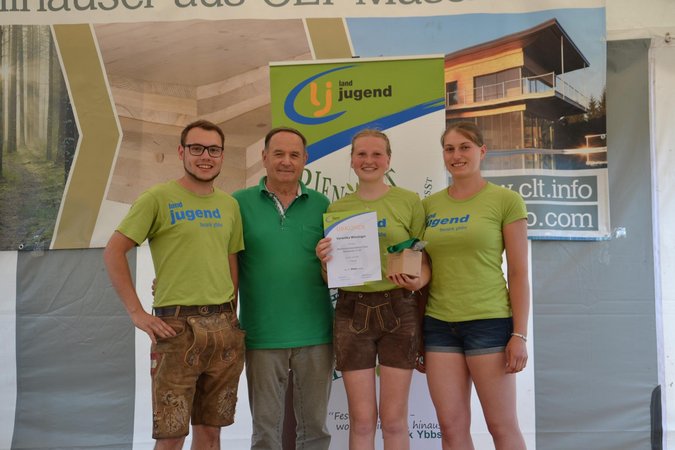 BE Sensenmähen Siegerehrung