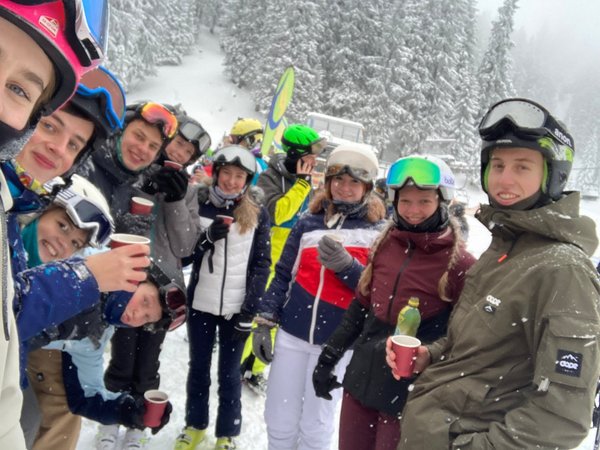 Alpine Schimeisterschaften