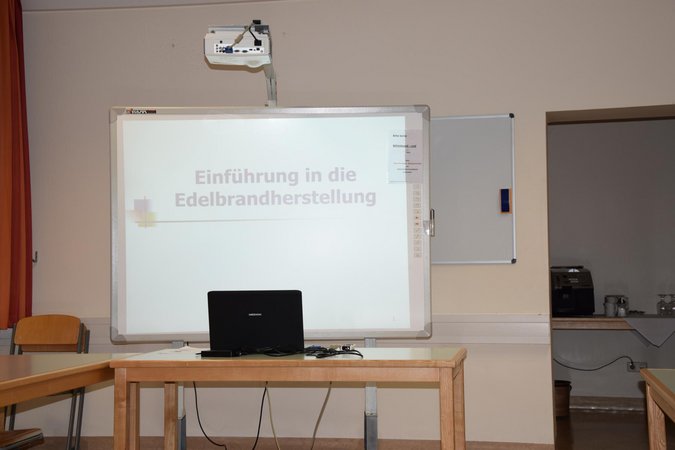 Herstellung von Edelbrände und Liköre