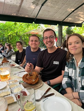 Ausflug Flughafen Wien und Schweizerhaus Sprengel Ybbs- St.Martin