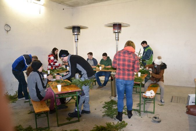 Adventkranzbinden | Petzenkirchen-Bergland