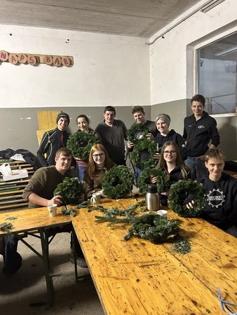 Adventkranzbinden Sprengel Petzenkirchen-Bergland